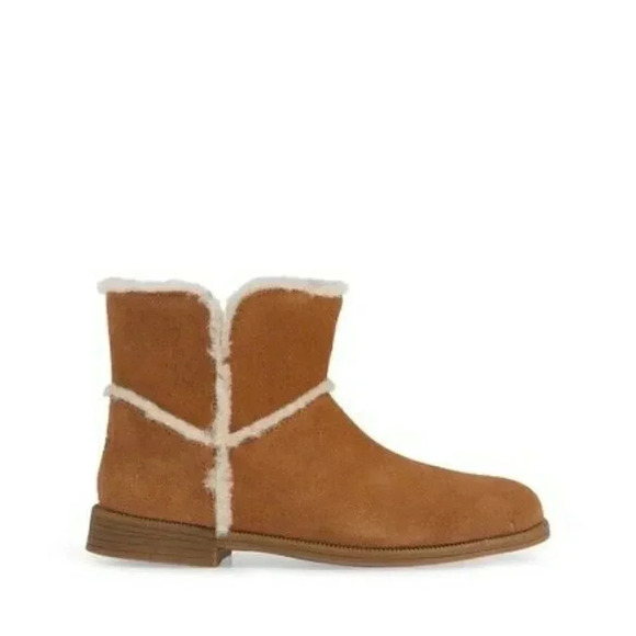 UGG Coletta Boot Ankle Bootie in Chesnut Girls - Picture 3 of 6